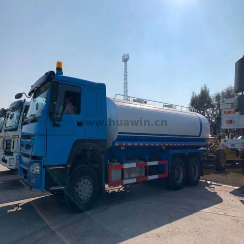 SINOTRUK HOWO 10 wheeler Water Bowser Sprinkler Truck 