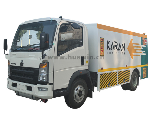Sinotruk Howo Fuel Truck—Light Truck