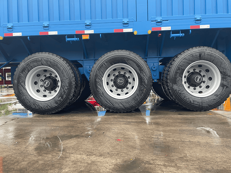 3 Axles 40FT Sidewall Semi Trailer-4