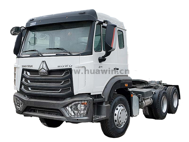 Sinotruk HOWO Tractor NX 6×4