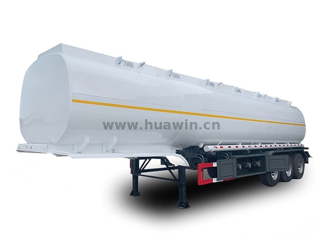 Sinotruk Huawin 38 CBM Fuel Tank Semi Trailer