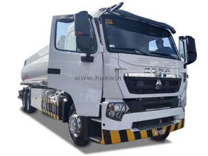 SINOTRUK A7 T7 8X4 Fuel Tanker Truck 25 CBM