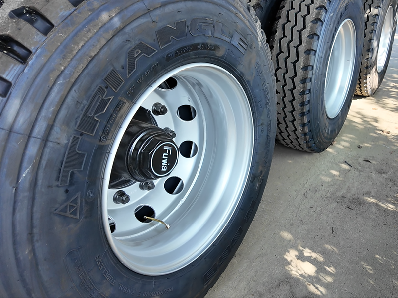 3 Axles 40FT Flatbed Semi Trailer-13