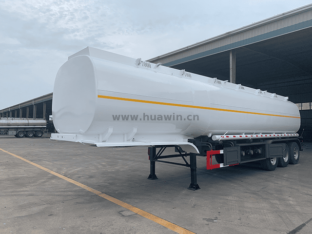 SINOTRUK HUAWIN 3 Axles 42CBM Carbon Steel Fuel Tanker Semi Trailer