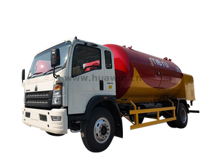 Sinotruk HOWO 4X2 LPG Gas Tank Bobtail Truck 8-15m3