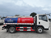 SINOTRUK HOWO 4X2 5CBM Refueling Tank Truck