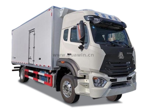 SINOTRUK HOHAN E7G 4x2 Refrigerator Truck