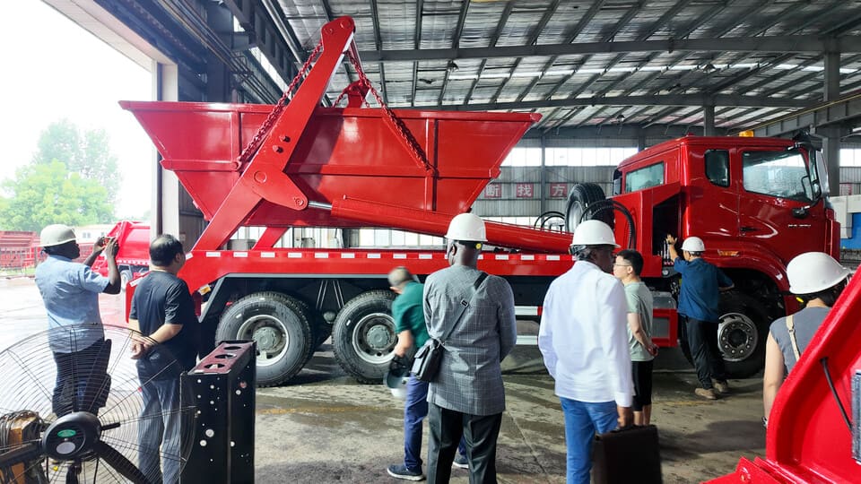 Cameroonian clients visit Hubei Huawin Special Vehicle Co., Ltd-4