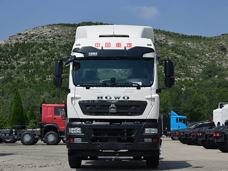 Sinotruk Howo TX 4X2 tractor-7