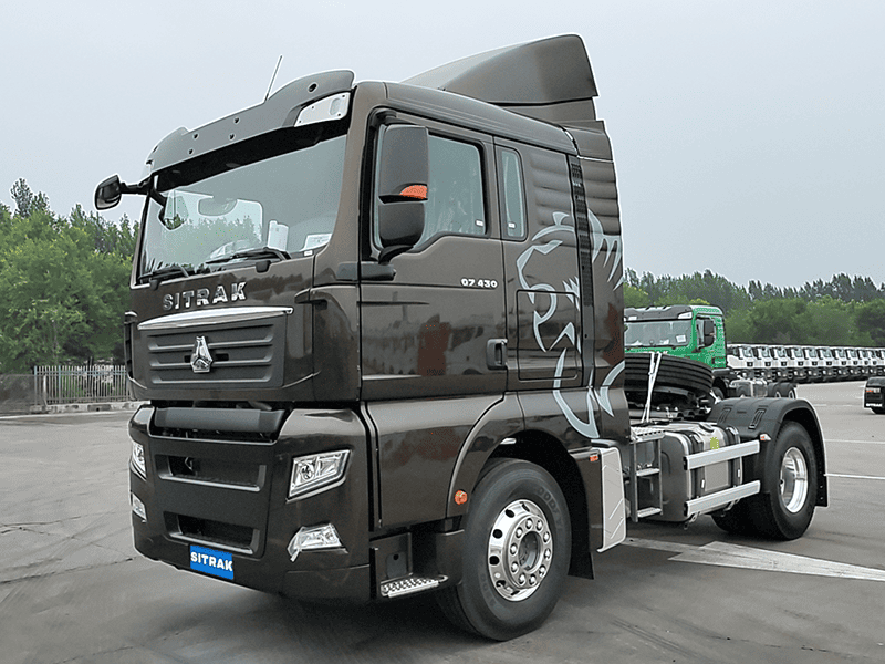 sinotruk sitrak 4X2-01