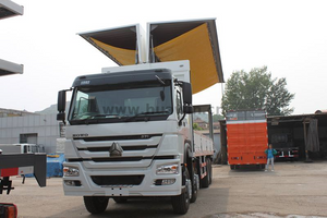 SINOTRUK HOWO 8X4 Aluminum Wing Open Van Truck