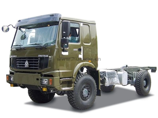 SINOTRUK HOWO 4x4 All-Wheeler-Drive AWD Cargo Truck Chassis
