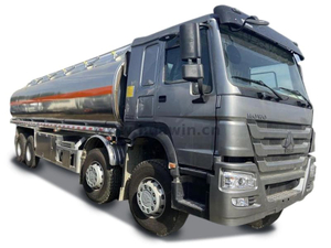 SINOTRUK HOWO 8X4 12 Wheeler Fuel Tanker Truck 30 KL Aluminum Material