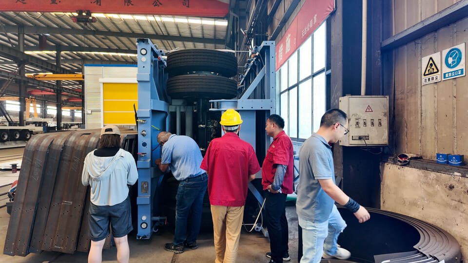 Sierre Leone client Visit to the Factory for trailer inspection-5