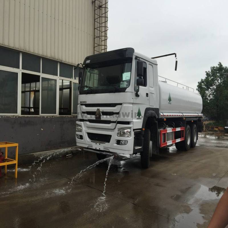 SINOTRUK HOWO 6X4 Water Tanker Truck 