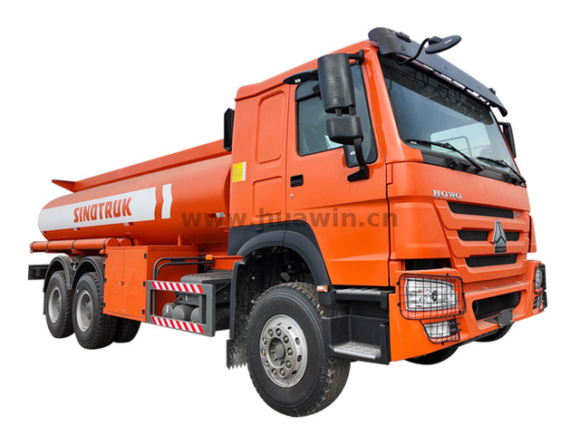 Sinotruk HOWO7 Fuel Tanker Truck-6×4