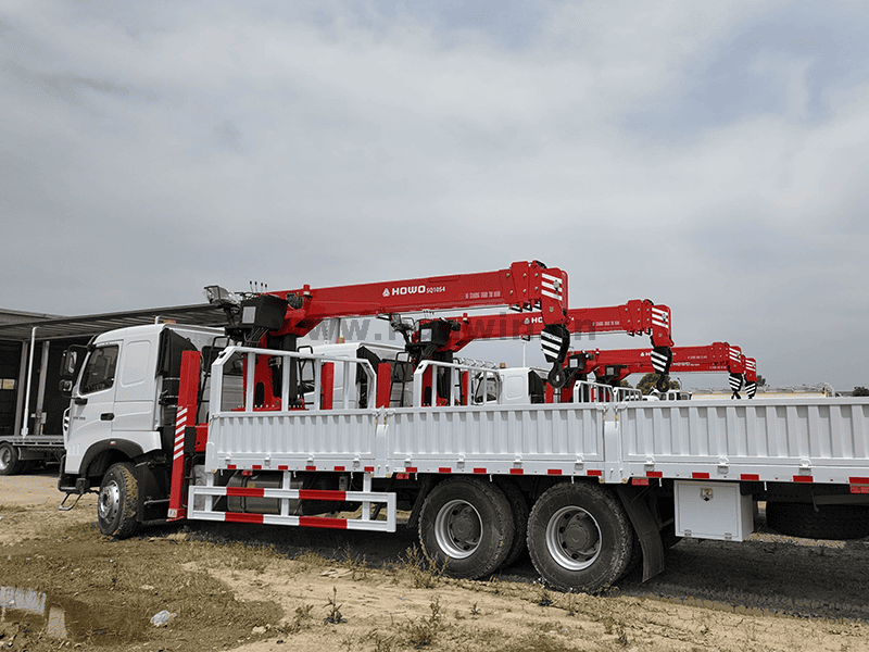 Sinotruk Howo Truck Mounted Crane-4