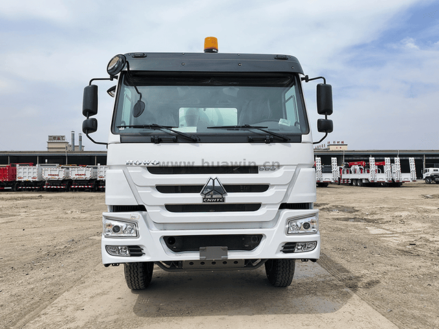 SINOTRUK HOWO 4×2 Sewage Truck 10 Cubic Meters