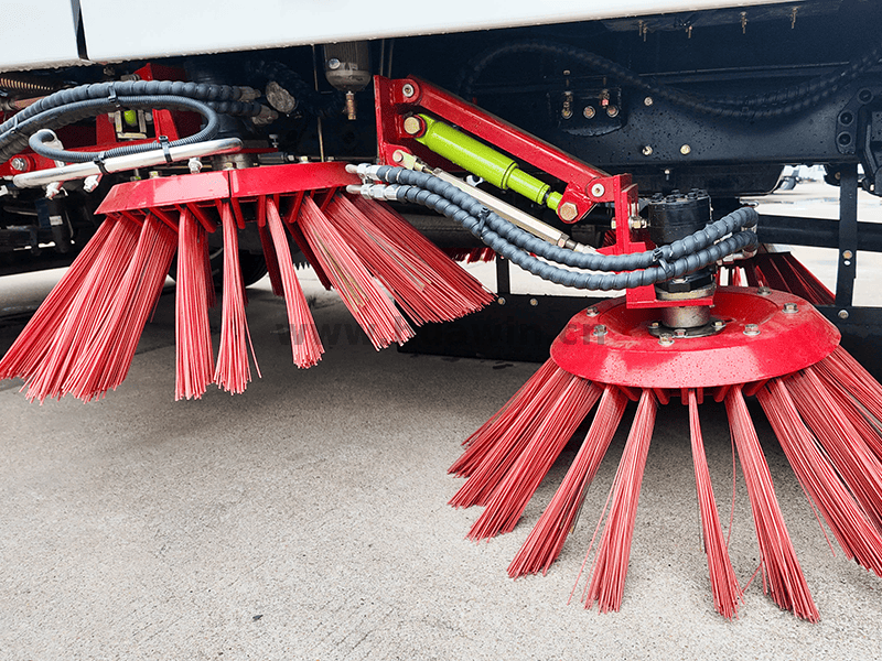Light Truck Sweeper-11