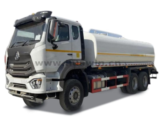 SINOTRUK E7 6X4 Water Bower Truck