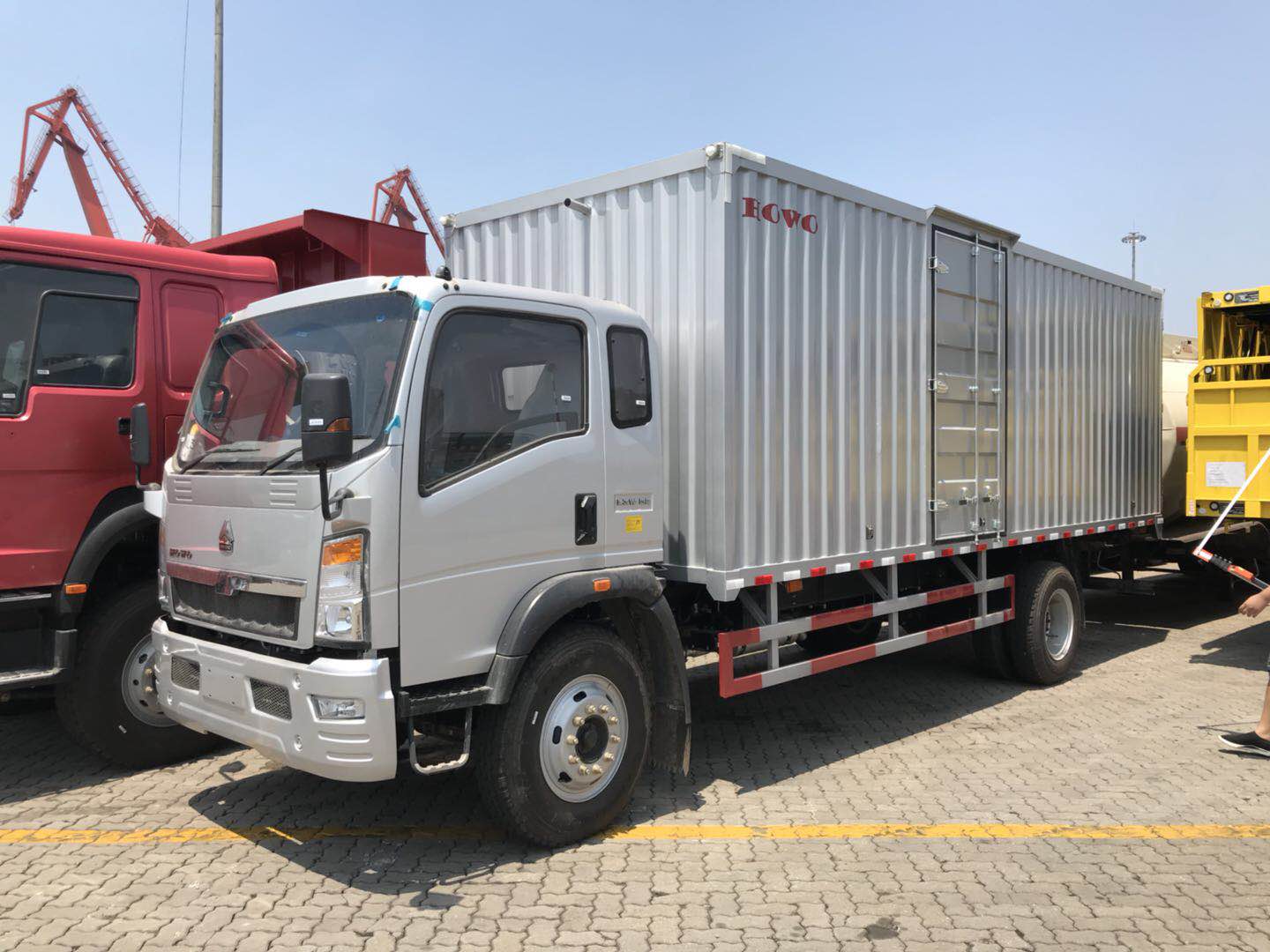 SINOTRUK HOWO Mobile Workshop Truck for Vehicle Maintenance