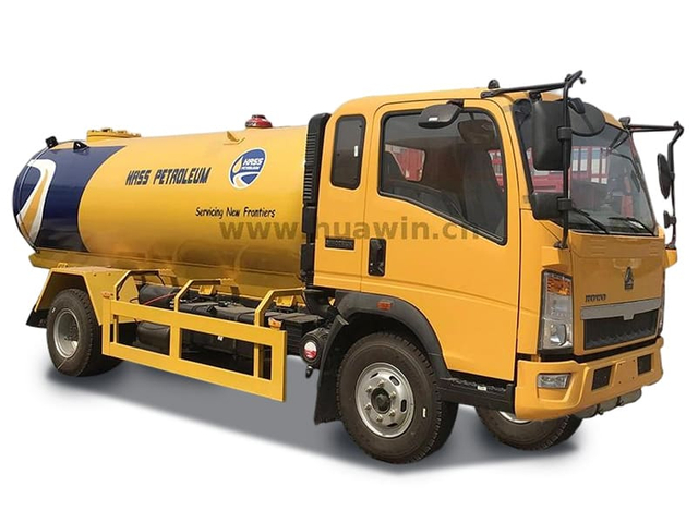 SINOTRUK HOWO 4x2 LPG Truck